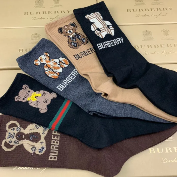 スーパーコピー バーバリー ス 靴下