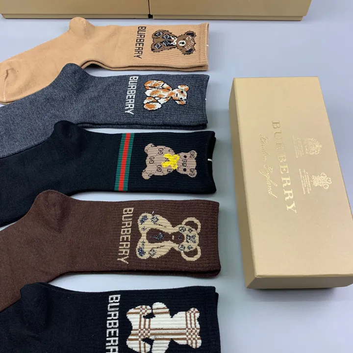 スーパーコピー バーバリー ス 靴下