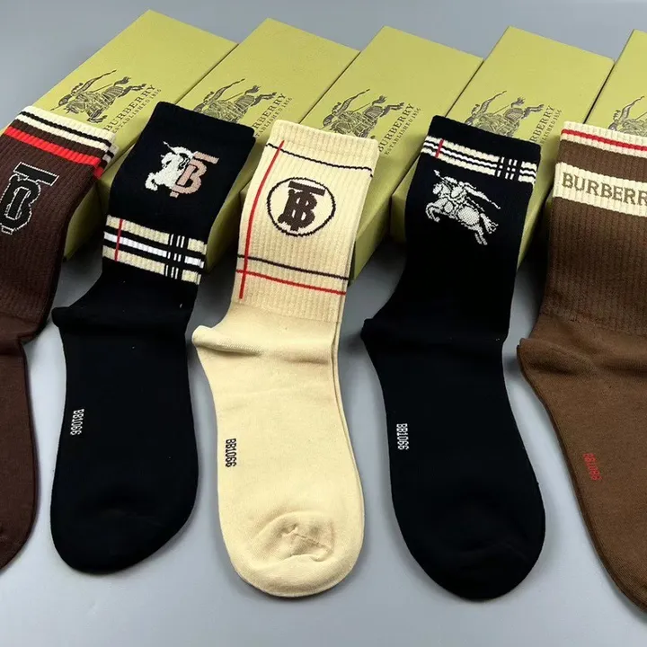 スーパーコピー バーバリー ス 靴下