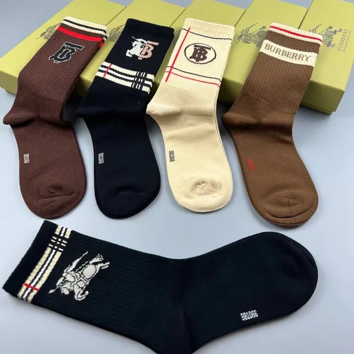 スーパーコピー バーバリー ス 靴下