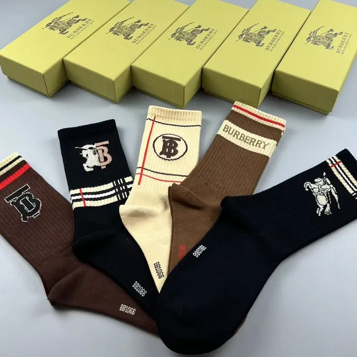 スーパーコピー バーバリー ス 靴下