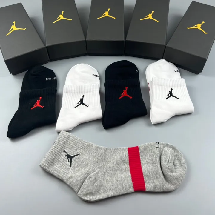 スーパーコピー エアジョーダン 靴下