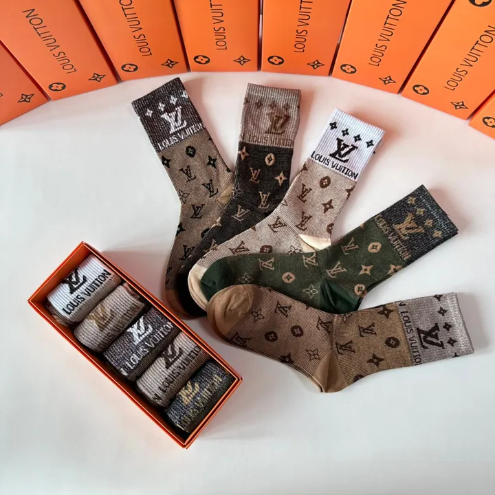 スーパーコピー ルイヴィトン 靴下