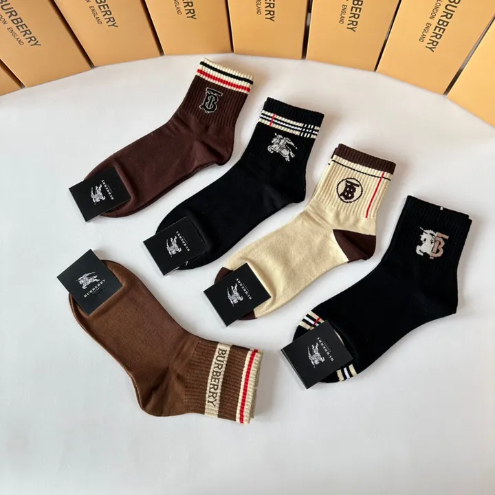 スーパーコピー バーバリー ス 靴下