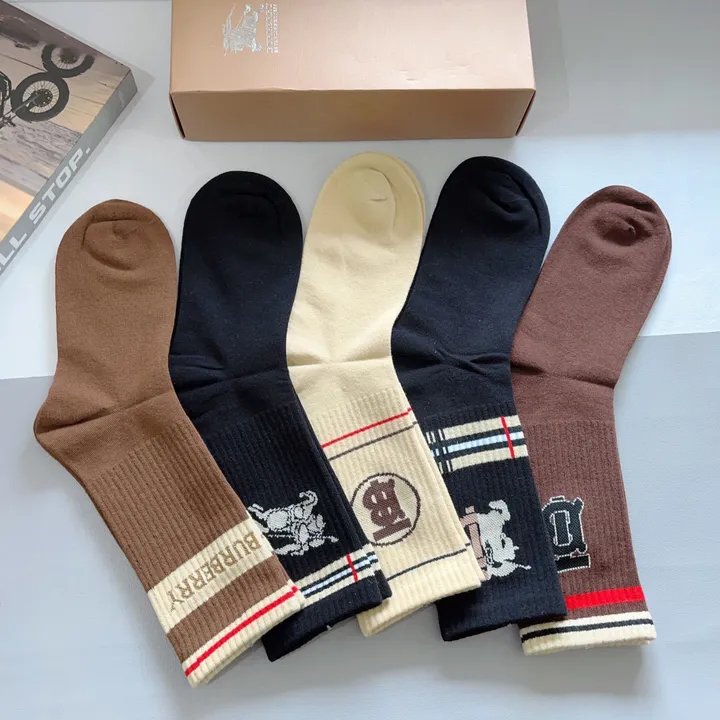 スーパーコピー バーバリー ス 靴下