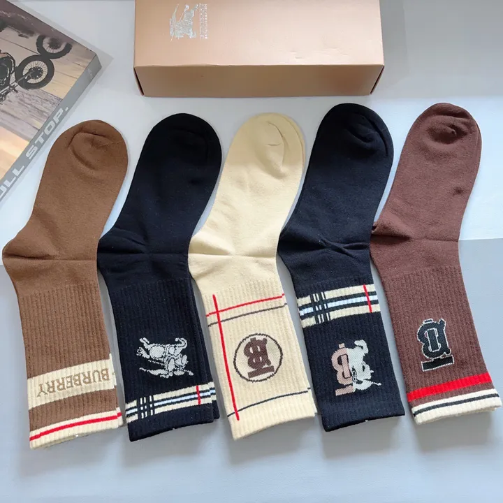 スーパーコピー バーバリー ス 靴下