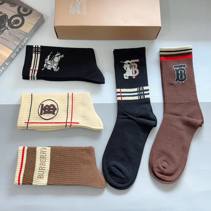 スーパーコピー バーバリー ス 靴下