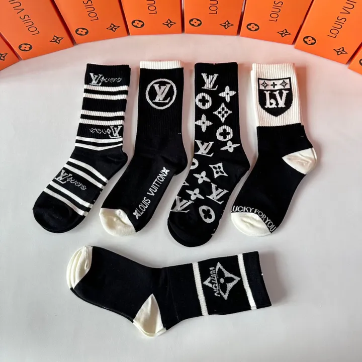 スーパーコピー ルイヴィトン 靴下