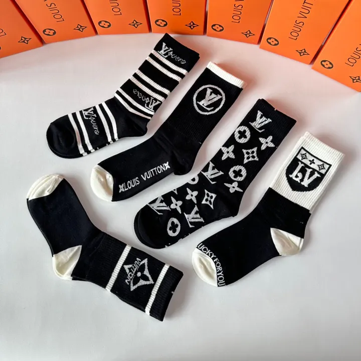 スーパーコピー ルイヴィトン 靴下