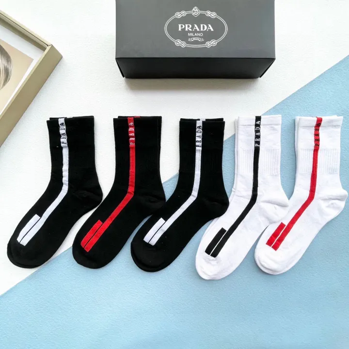 スーパーコピー バレンシアガ 靴下