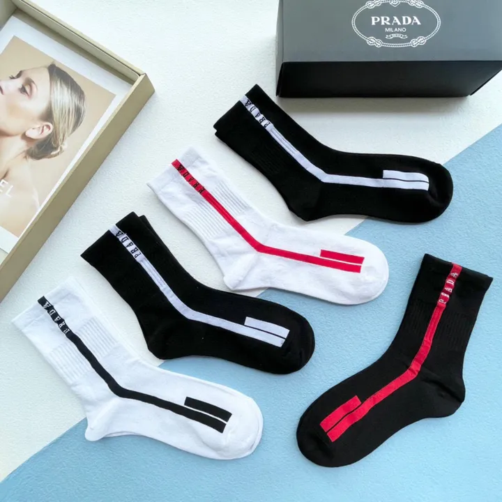 スーパーコピー バレンシアガ 靴下