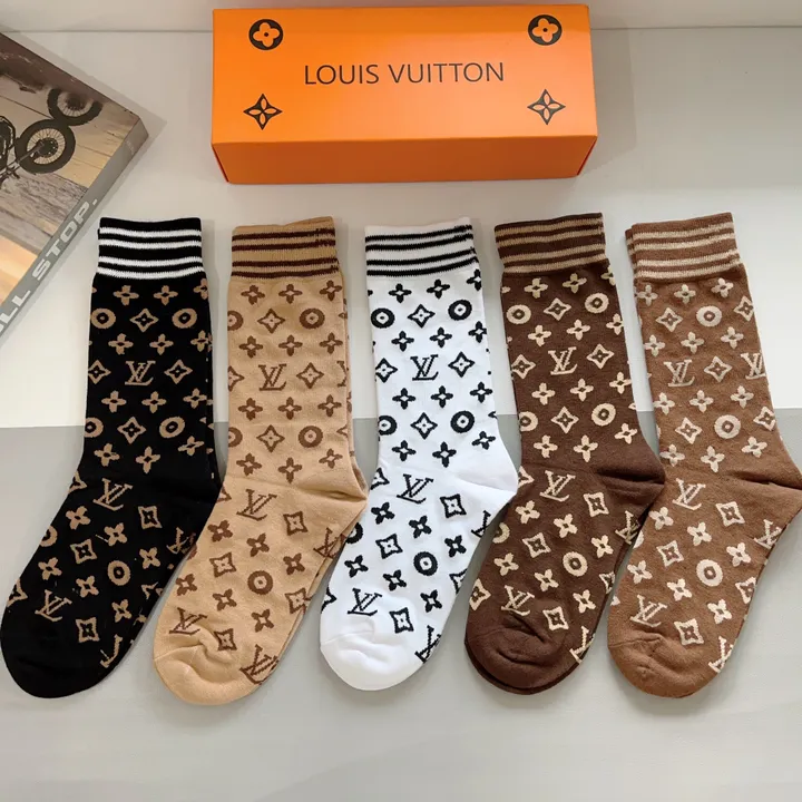 スーパーコピー ルイヴィトン 靴下