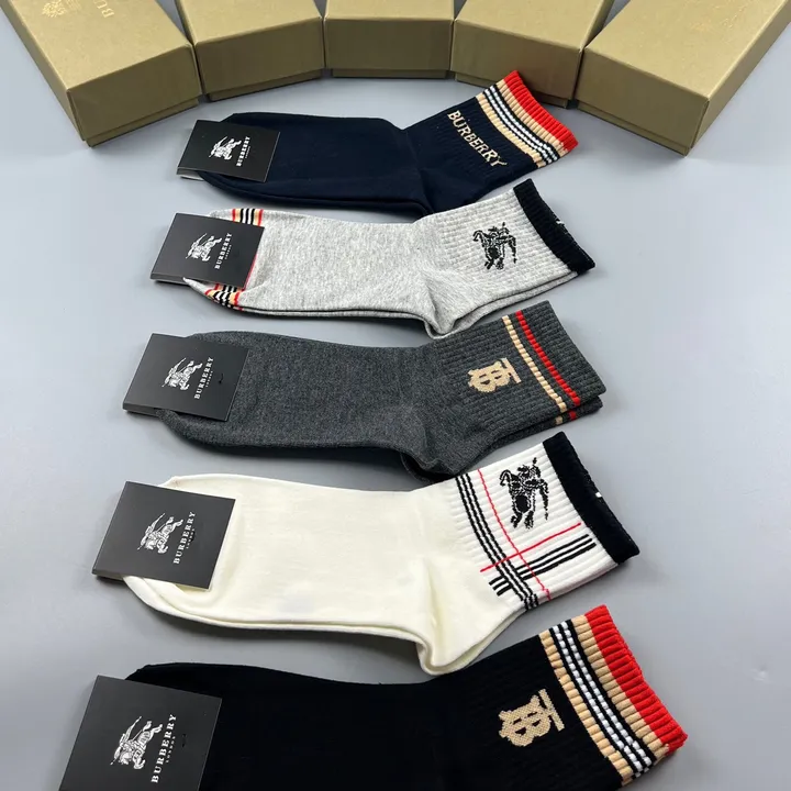 スーパーコピー バーバリー ス 靴下