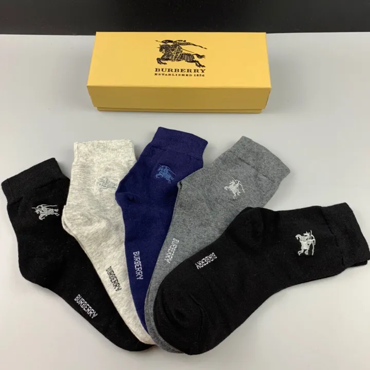 スーパーコピー プラダ 靴下