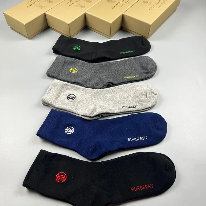 スーパーコピー バーバリー ス 靴下