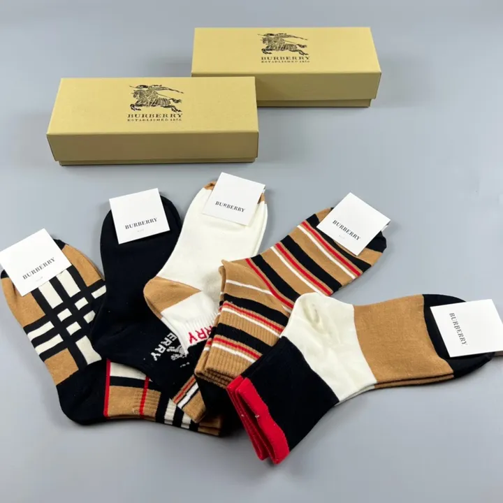 スーパーコピー バーバリー ス 靴下