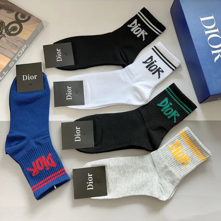 スーパーコピー ディオール 靴下