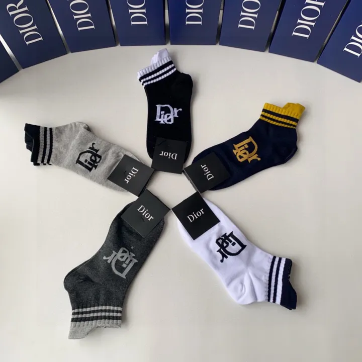 スーパーコピー ディオール 靴下