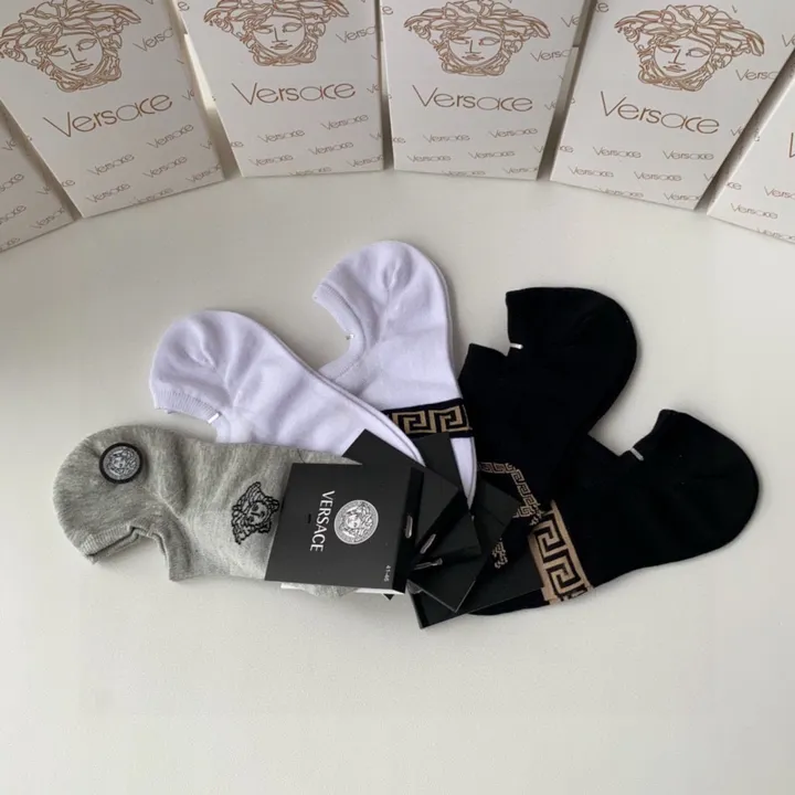 スーパーコピー ヴェルサーチ 靴下