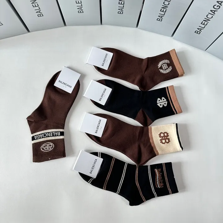 スーパーコピー バレンシアガ 靴下