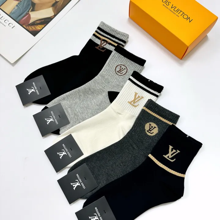 スーパーコピー ルイヴィトン 靴下