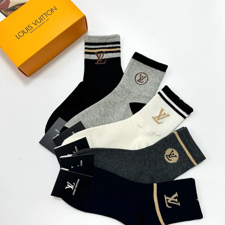 スーパーコピー ルイヴィトン 靴下