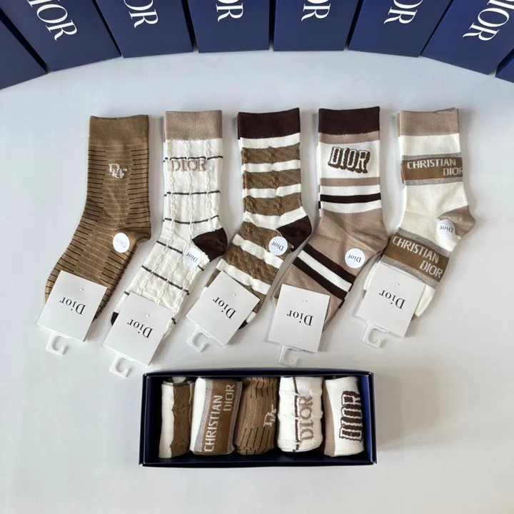 スーパーコピー ディオール 靴下