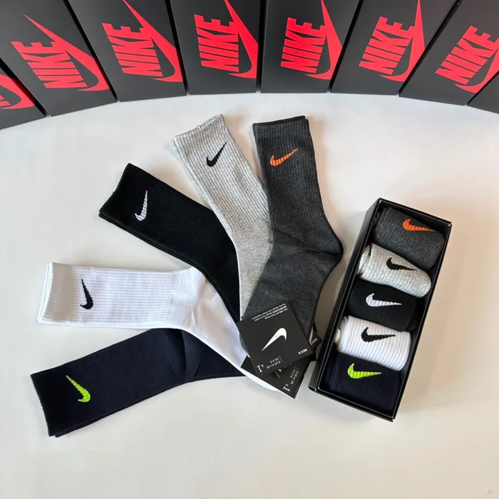スーパーコピー ナイキ 靴下