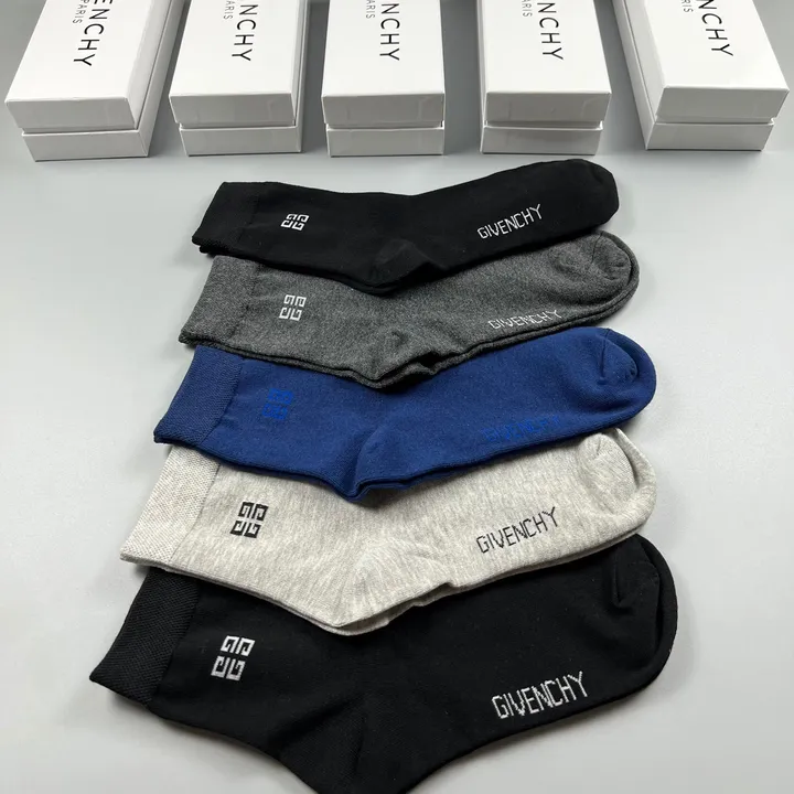 スーパーコピー ジバンシィ 靴下