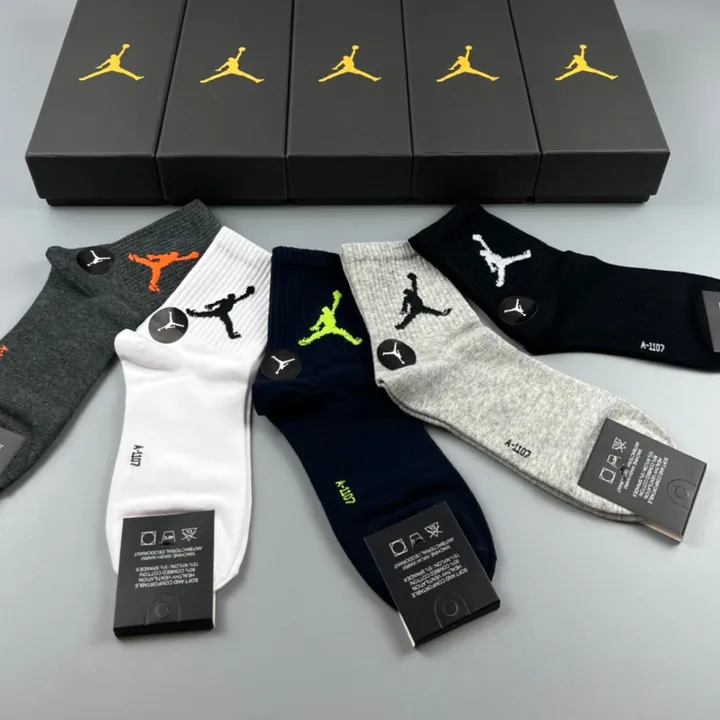 スーパーコピー エアジョーダン 靴下
