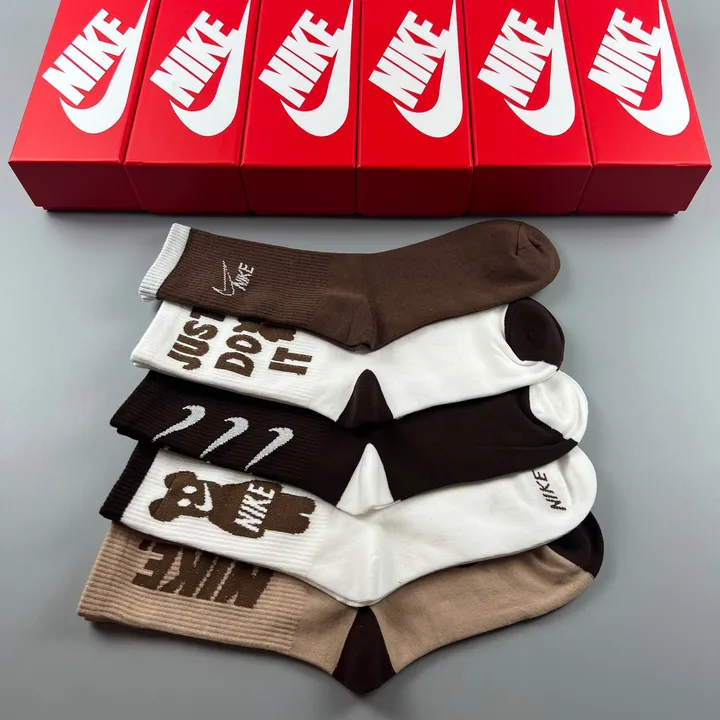 スーパーコピー ナイキ 靴下