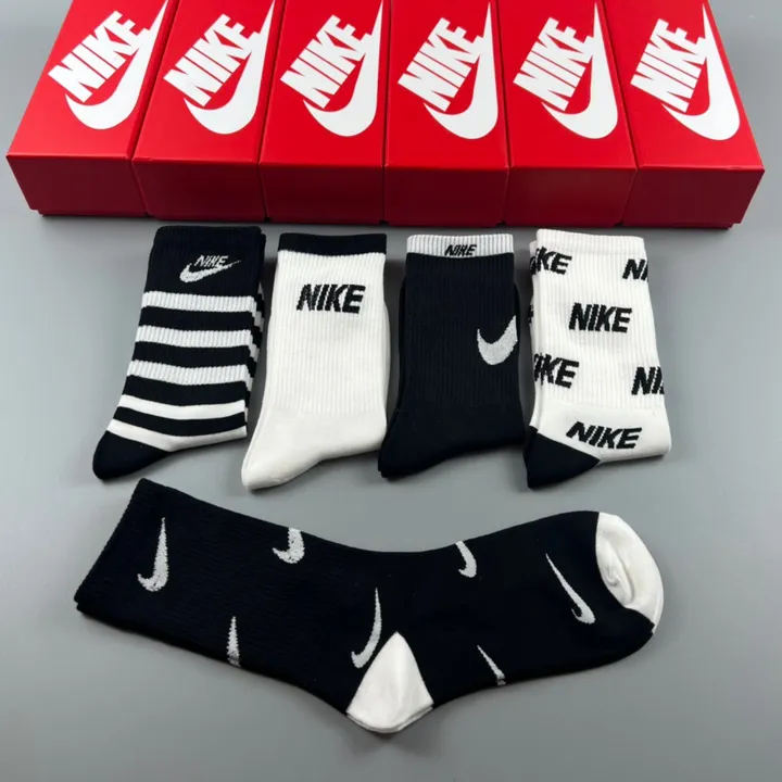 スーパーコピー ナイキ 靴下