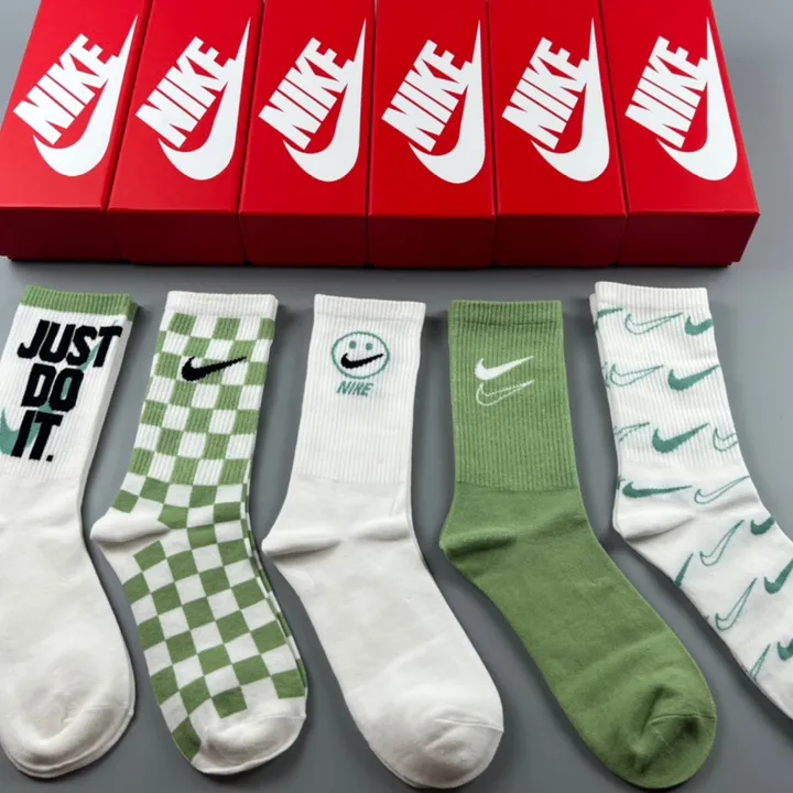 スーパーコピー ナイキ 靴下