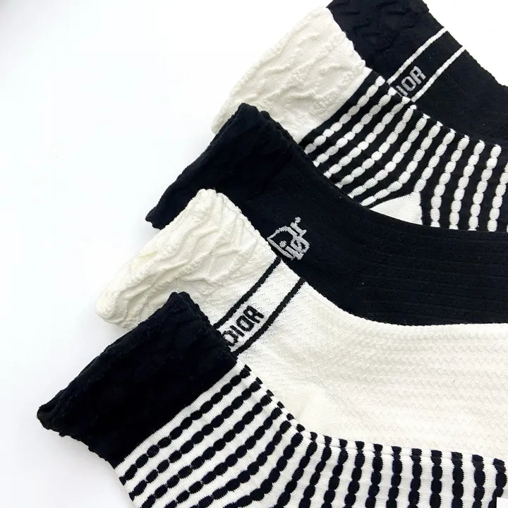 スーパーコピー ディオール 靴下