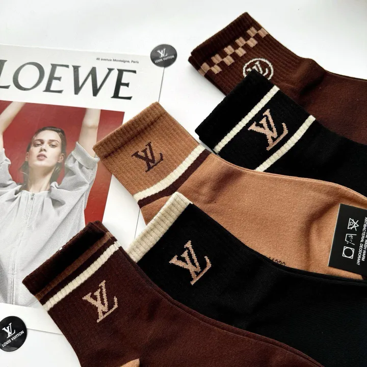 スーパーコピー ルイヴィトン 靴下