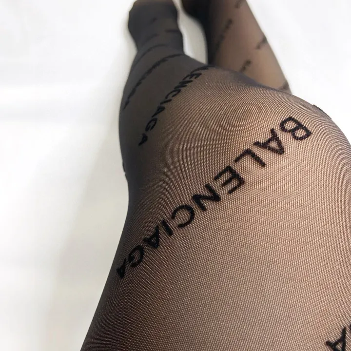 スーパーコピー バレンシアガ 靴下