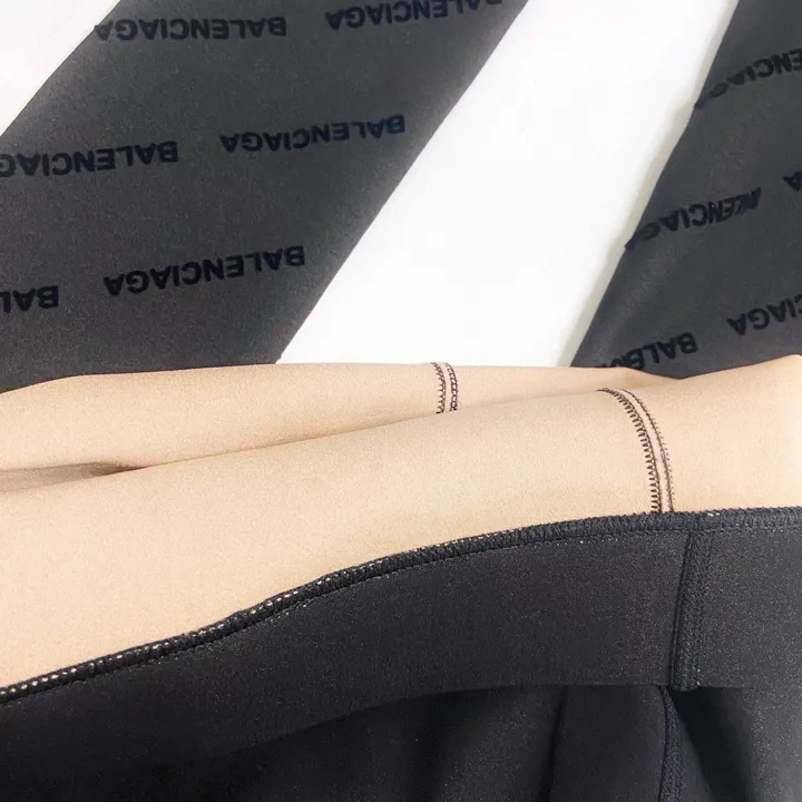 スーパーコピー バレンシアガ 靴下