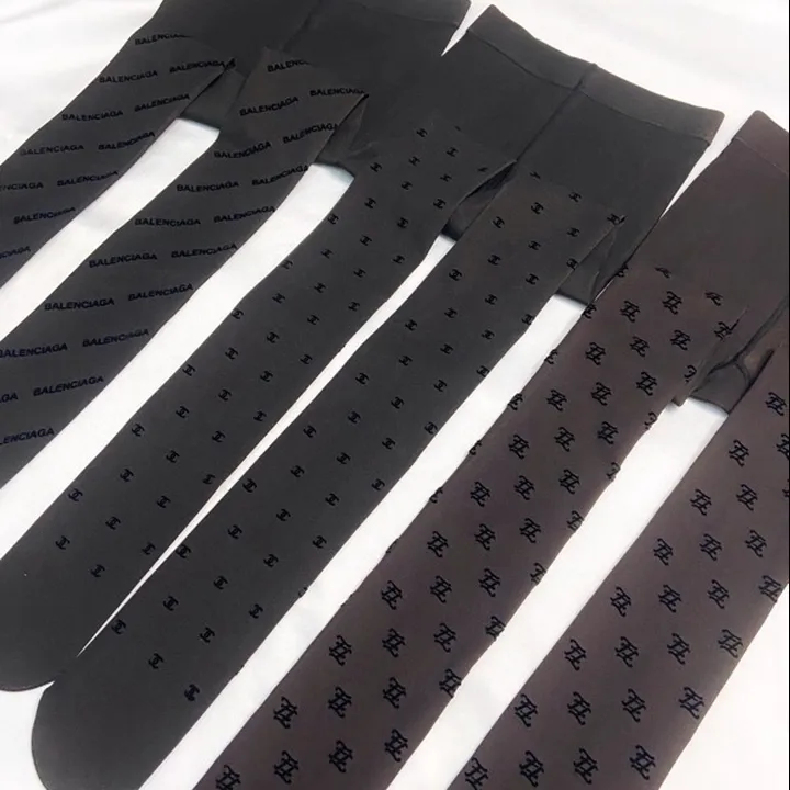 スーパーコピー バレンシアガ 靴下