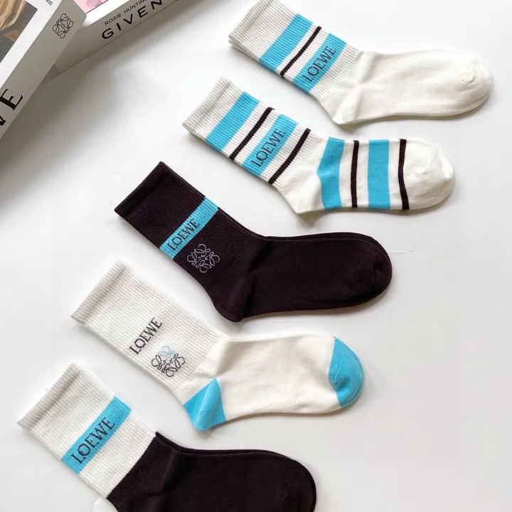 スーパーコピー ロエベ 靴下