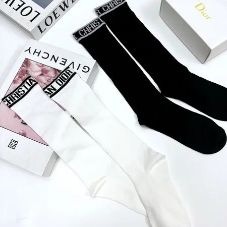 スーパーコピー ディオール 靴下