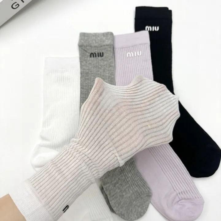 スーパーコピー ミュウミュウ 靴下