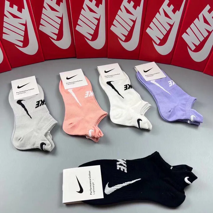 スーパーコピー ナイキ 靴下