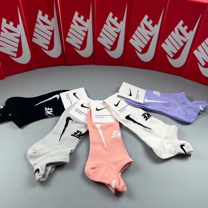スーパーコピー ナイキ 靴下