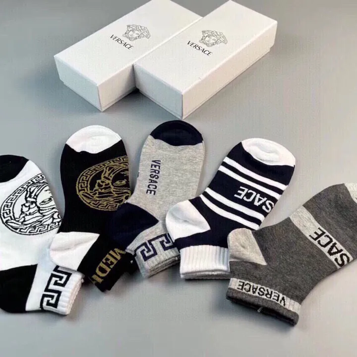 スーパーコピー ヴェルサーチ 靴下