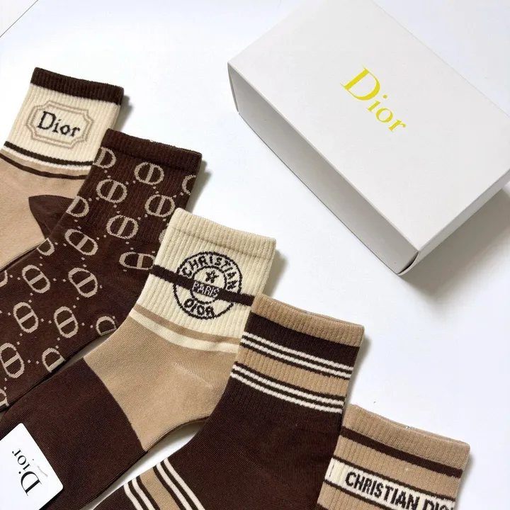スーパーコピー ディオール 靴下