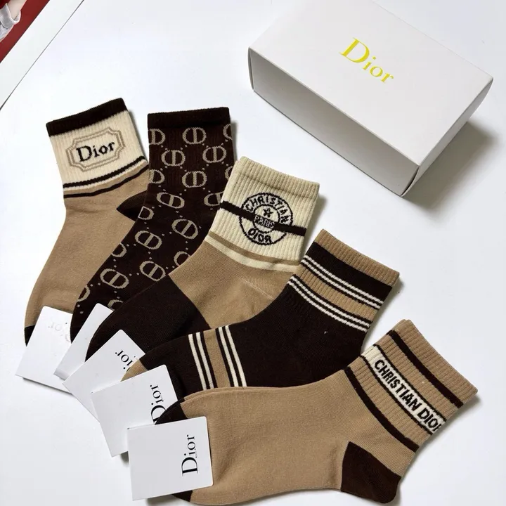 スーパーコピー ディオール 靴下