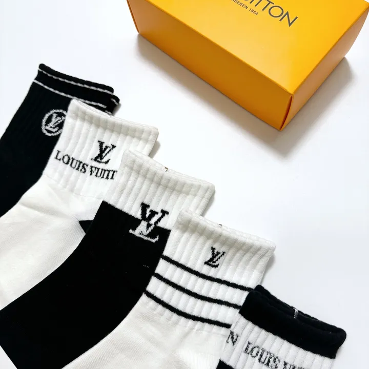スーパーコピー ルイヴィトン 靴下
