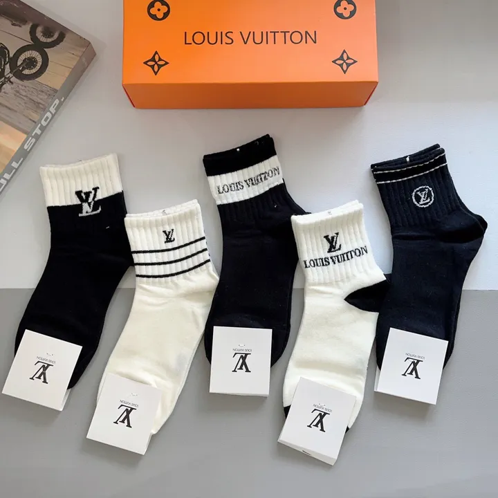 スーパーコピー ルイヴィトン 靴下