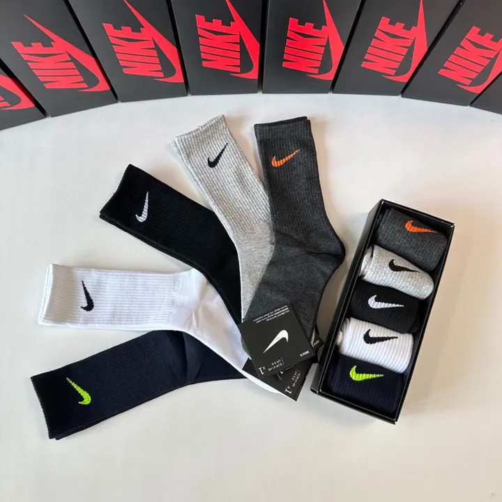 スーパーコピー ナイキ 靴下
