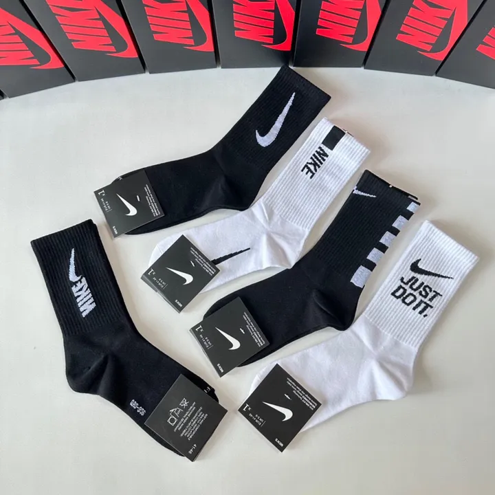 スーパーコピー ナイキ 靴下